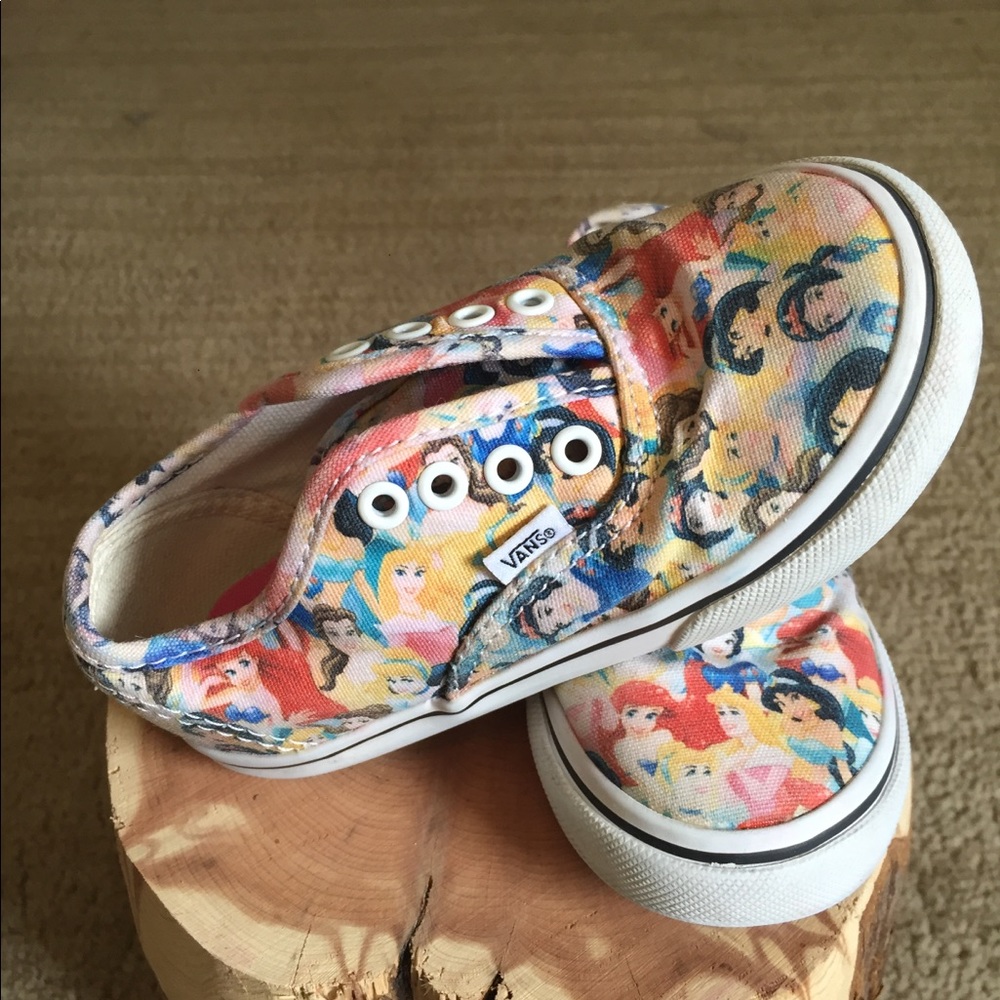 Vans Disney Princess Toddler size 8 love these!!!